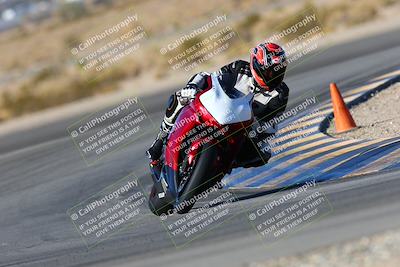 media/Jan-09-2022-SoCal Trackdays (Sun) [[2b1fec8404]]/Turn 11 (935am)/